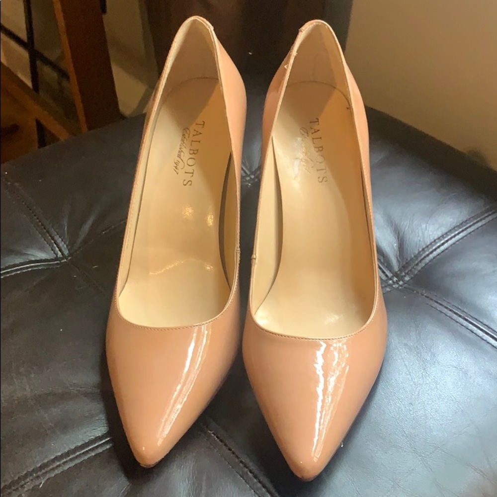 BRAND NEW - Size 7.5 Talbots High Heels